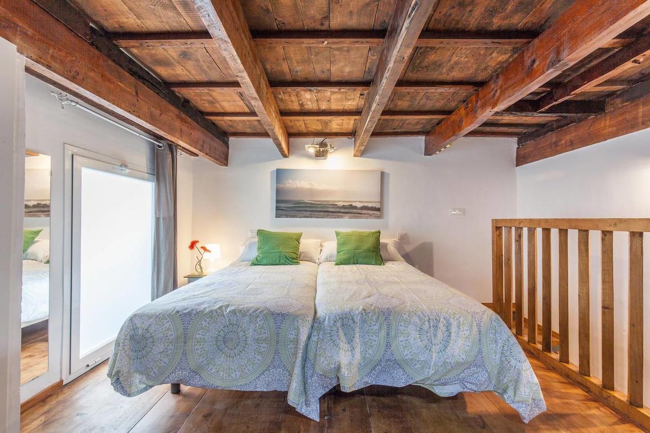 Nice Apartment In The Heart Of Севиля Екстериор снимка